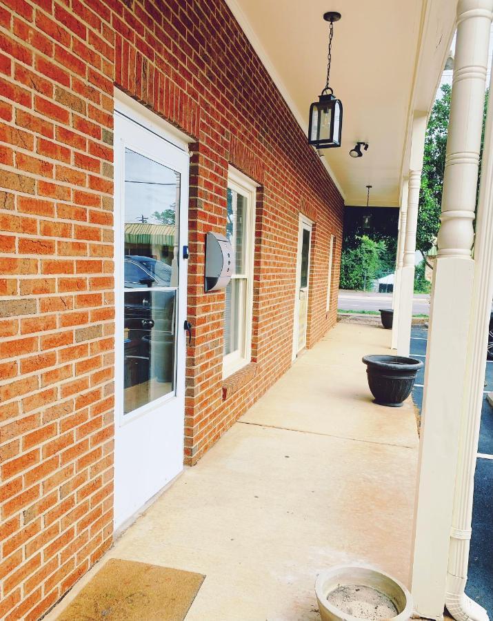 Uptown Area, Cozy King Suite, Quiet And Private, Free Parking, Walk To Restaurants Charlotte Eksteriør bilde